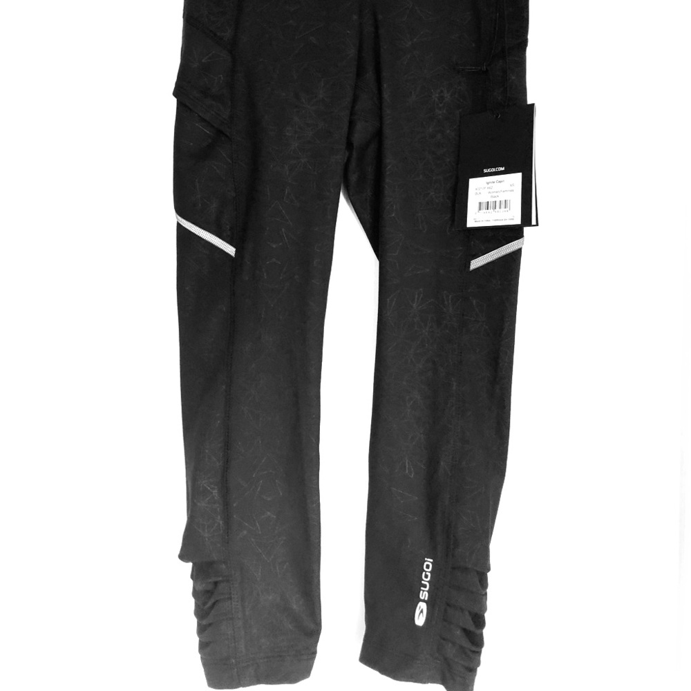 Black patterned sugoi  ignite capri
